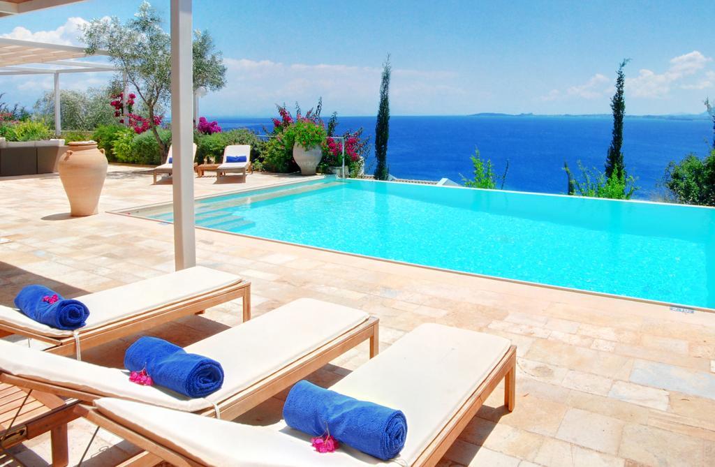 בארבאטי Corfu Luxury Villas מראה חיצוני תמונה