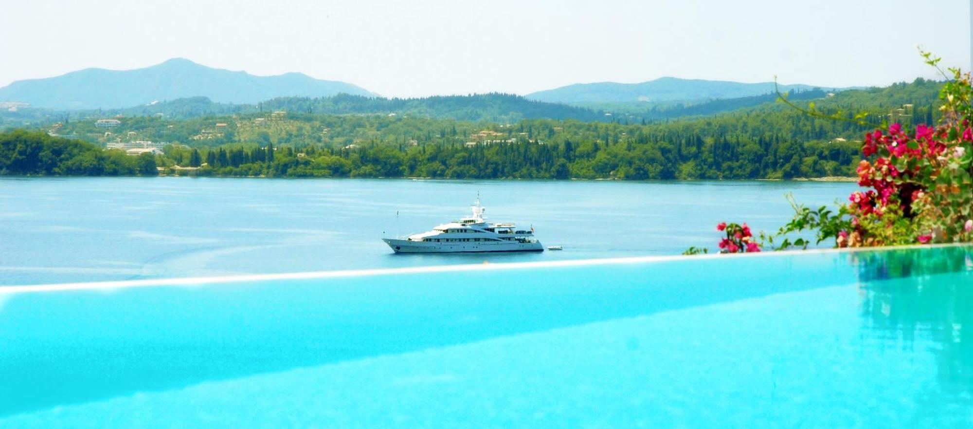 בארבאטי Corfu Luxury Villas חדר תמונה